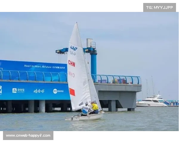 象山青少年赛艇选手在全国海岸赛中表现出色勇夺金牌